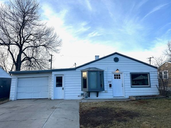 327 E Saint Francis St