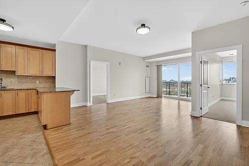 1425 Vanier Pkwy Photo 1