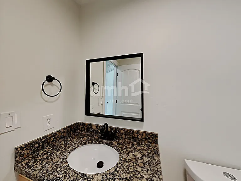 4728 E Lexi Loop — Photo 12