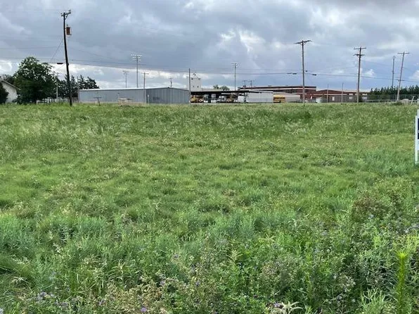 1212 Avenue I, Ralls, TX 79357