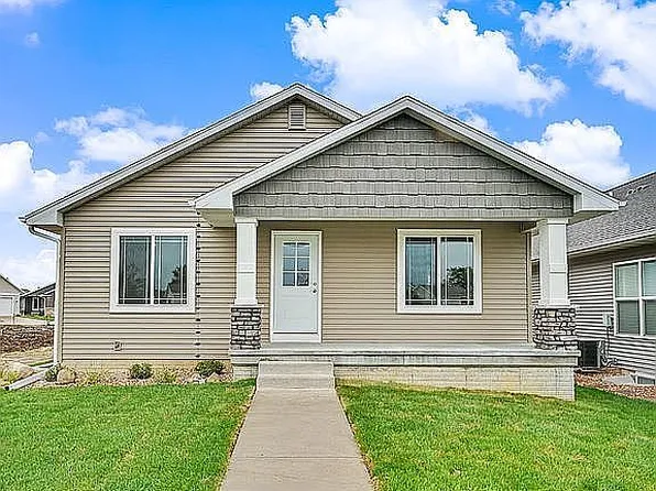 3090 Yorkshire Ct, Marion, IA 52302