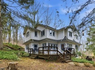 4 Emmet Roche Dr, Montville Twp., NJ 07005