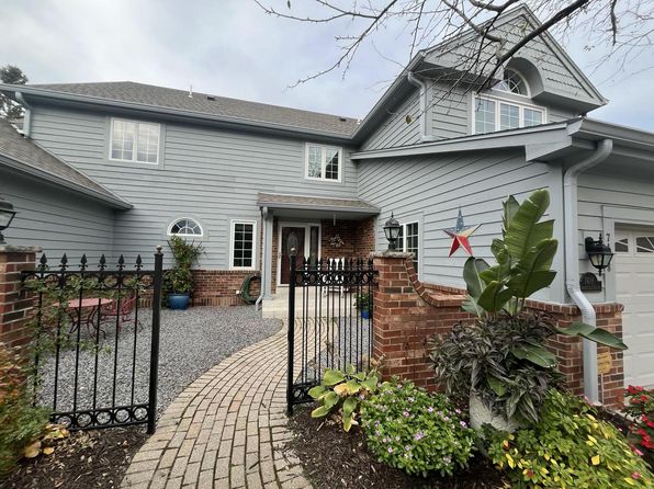 7418 West Morningside COURT, Franklin, WI 53132