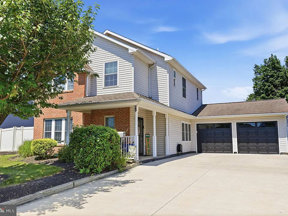 29 Palm Ln