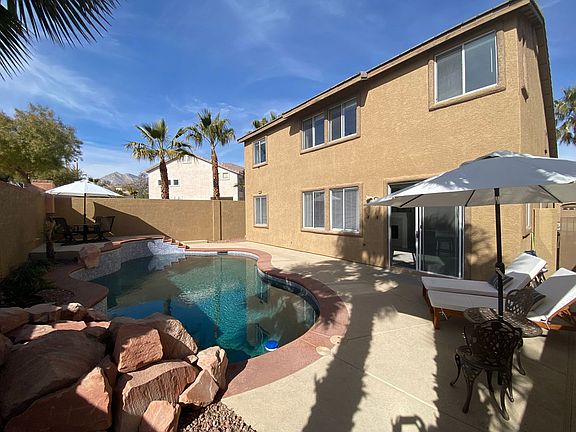 2nd image of 10637 Amblewood Way