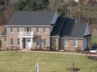 4100 Willow Creek Dr, Gibsonia, PA 15044