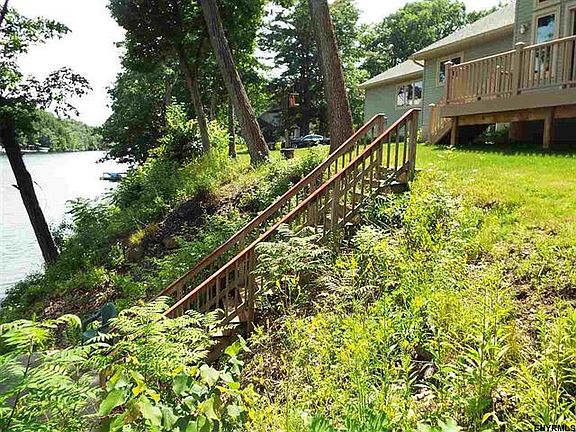 2nd image of 140 Westside Dr