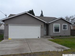 738 Oscar Ln SE, Salem, OR 97317