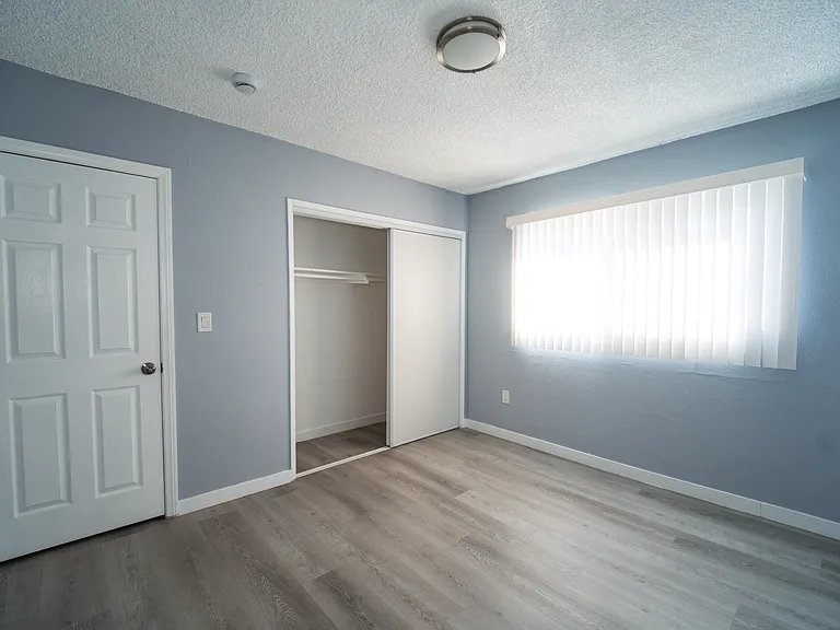 3530 E 61st Pl #J — Photo 5