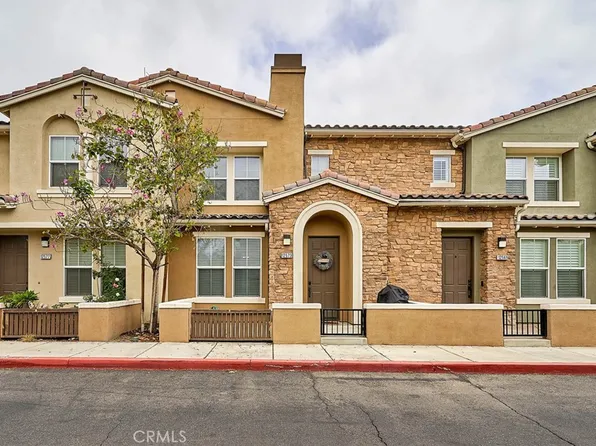 12573 Montaivo Ln, Mira Loma, CA 91752