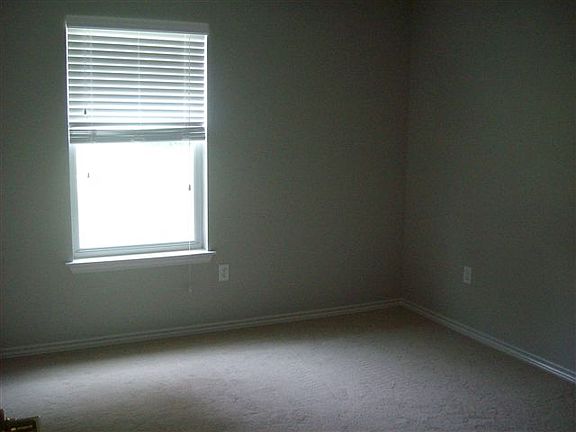 5th image of 1408 Vera Dr