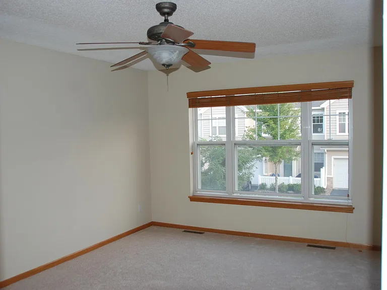 1676 Colonial St — Photo 14
