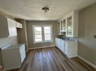 796 London Rd APT 3, Cleveland, OH 44110