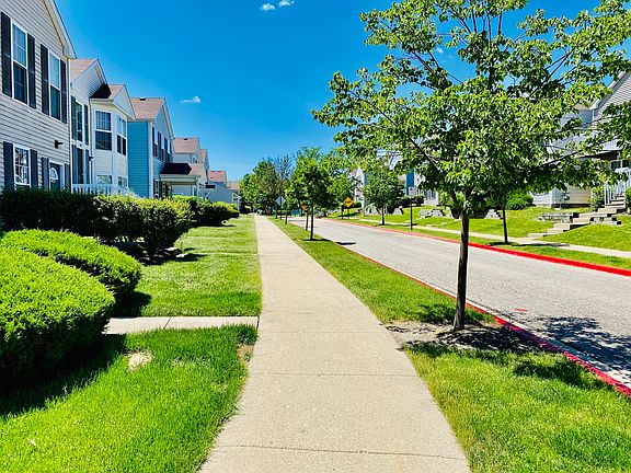 4th image of 1641 Linden Park Ln #1641