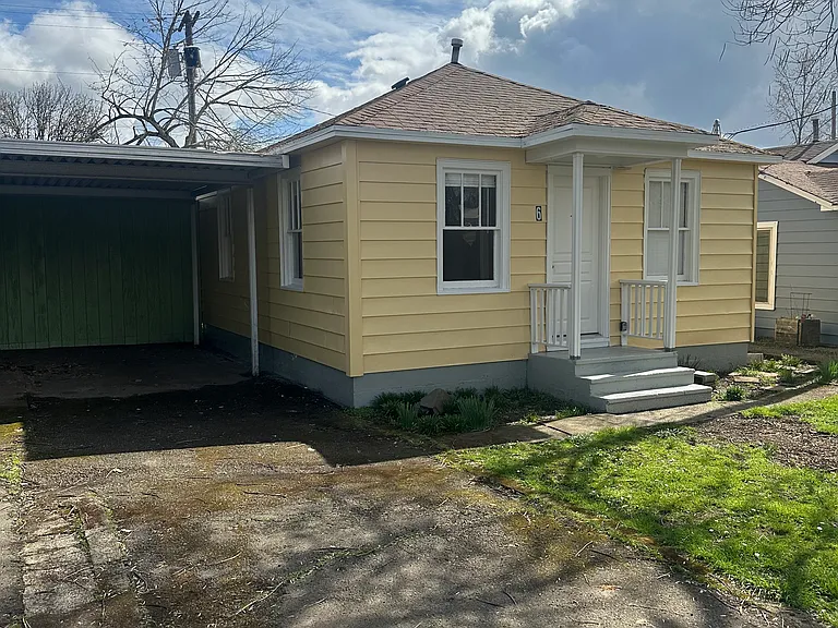 1740 Oxford St SE #6 — Photo 9