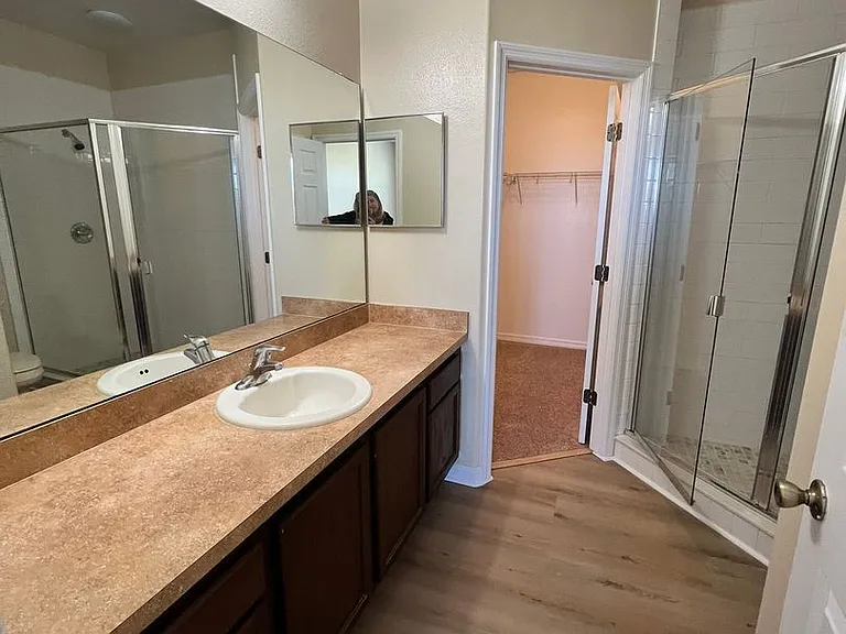 2202 Seven Oaks Dr — Photo 21