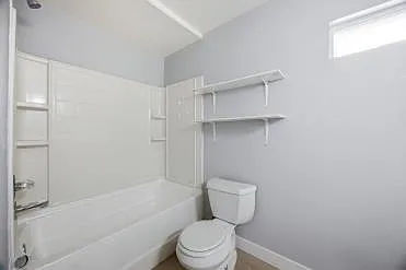 2400 S 15th St #1 — Photo 15