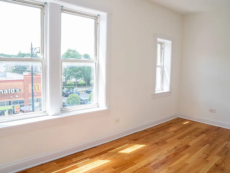 3840 W Lawrence Ave #305 — Photo 8