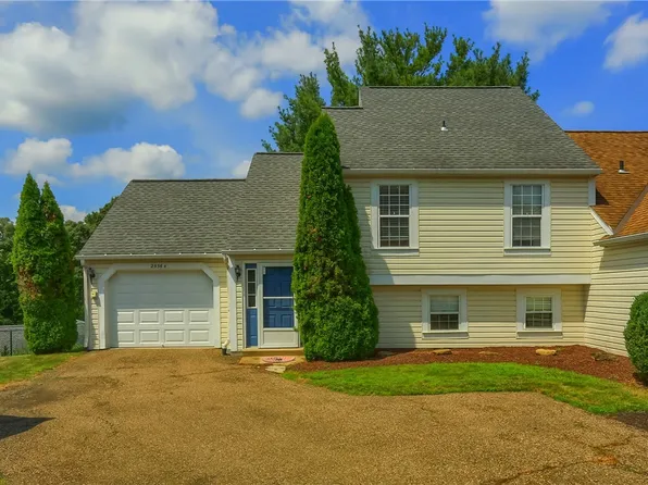 2556 Grouse Rdg #A, Wexford, PA 15090