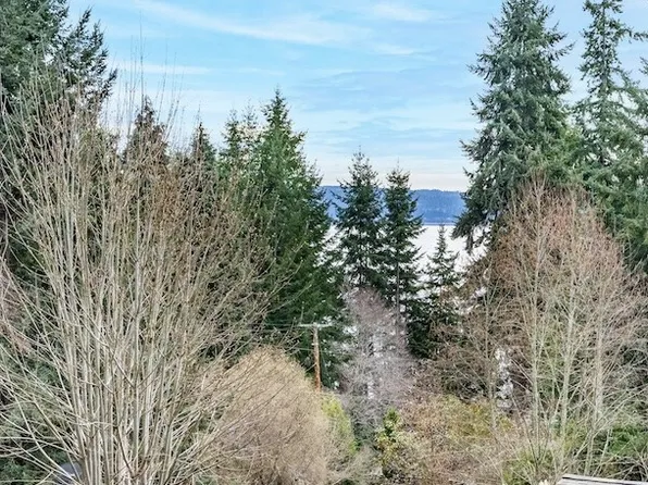 2 Huckleberry Lane, Port Ludlow, WA 98365