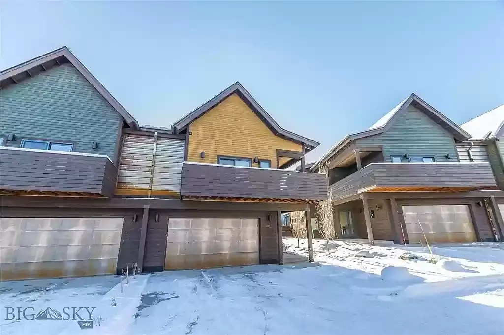 3 bed, 3.5 bath, 2670 sqft, $10,000 — Photo 3