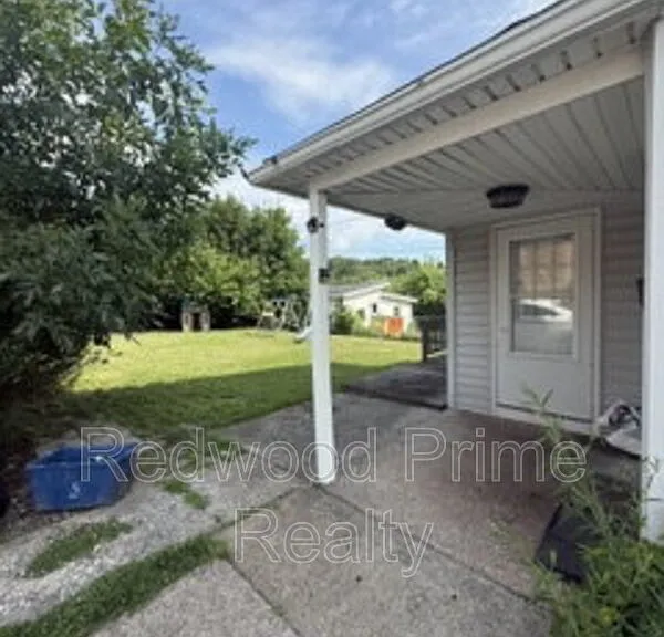 901 N 4th Ave #1 — Photo 3