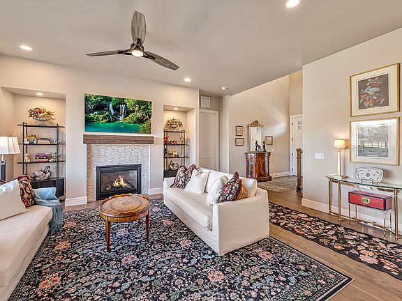 5th image of 2698 Village Center Way