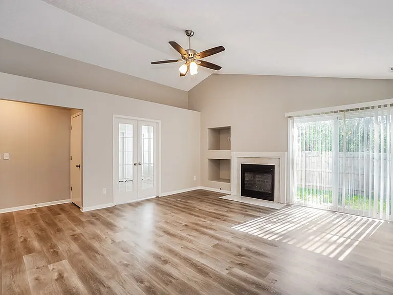 4934 Allwood Dr — Photo 4