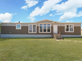 169 Ala Blanca Dr, Lytle, TX 78052