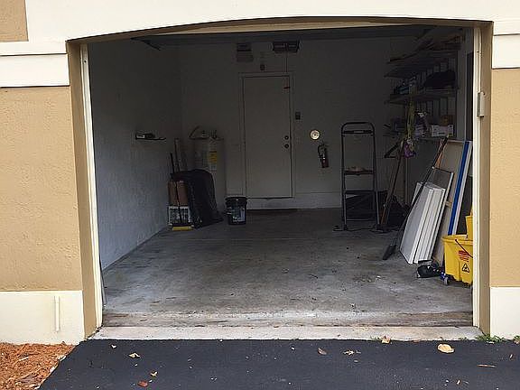 2nd image of 2074 Pasa Verde Ln