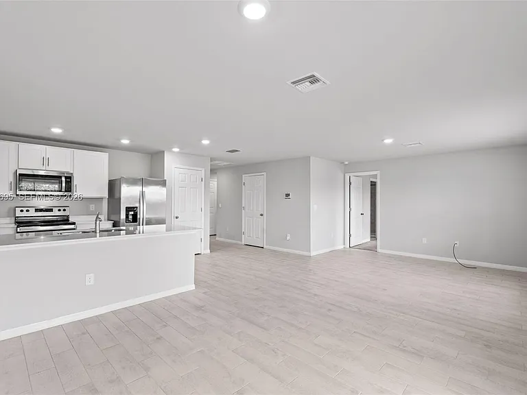 7020 Ramrod Cir — Photo 8
