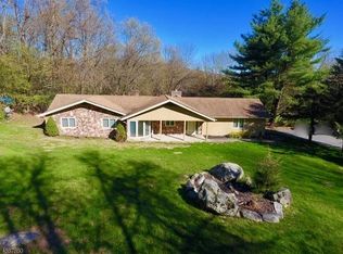 267 W Mountain Rd, Sparta, NJ 07871