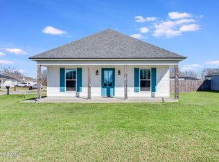 107 Coles Creek Dr, Carencro, LA 70520