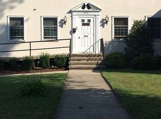 433 Boston Post Rd, Darien, CT 06820