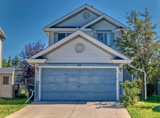 42 NW Somerside Pl SW, Calgary, AB T2Y 3V3
