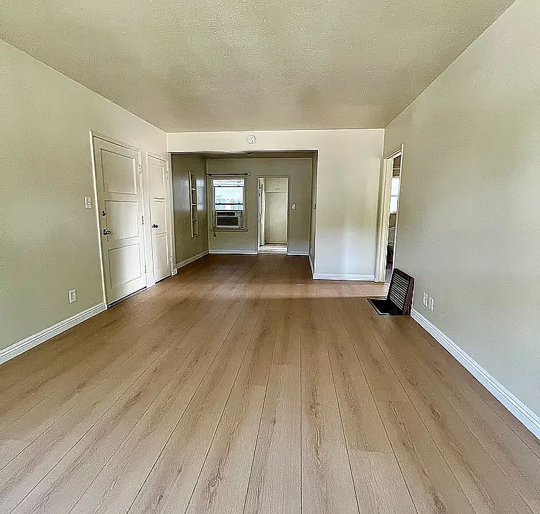 1st image of 6 Bonita St #10