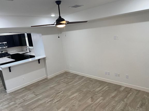 2nd image of 754 Lemington St