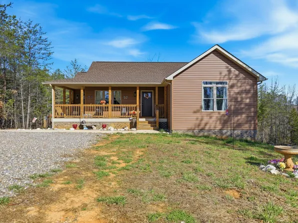 3097 Liberty Chapel Rd, Appomattox, VA 24522
