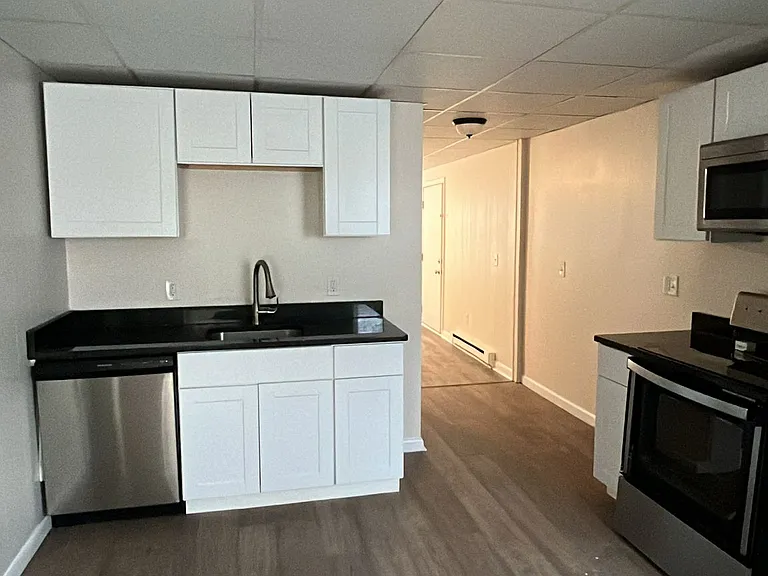505 Washington St #2 — Photo 1