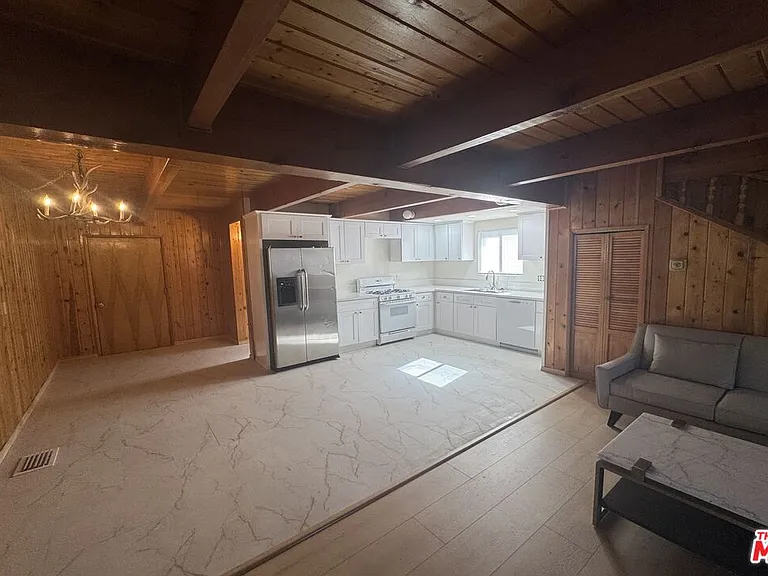 2317 Maplewood Way — Photo 8