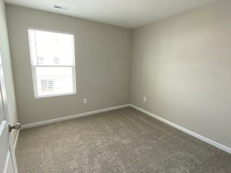 221 Adobe Pl — Photo 26