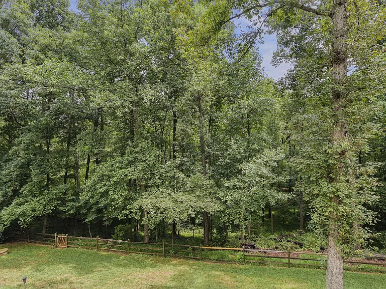 11734 Quay Rd — Photo 5