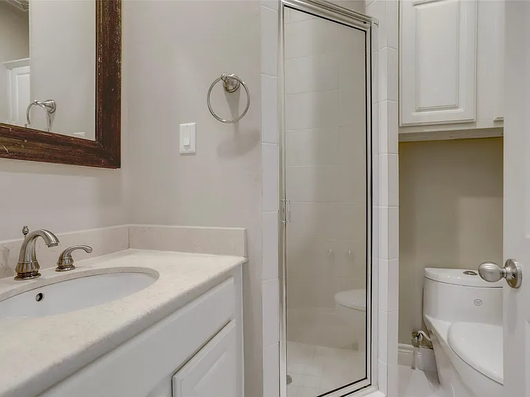 9133 Creekstone Lake Dr — Photo 22