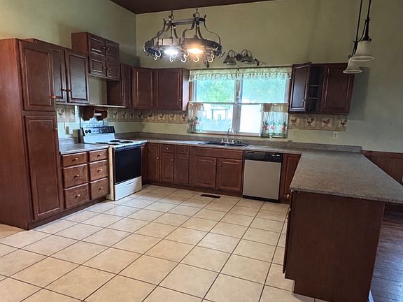 5th image of 5515 Advantage Rd