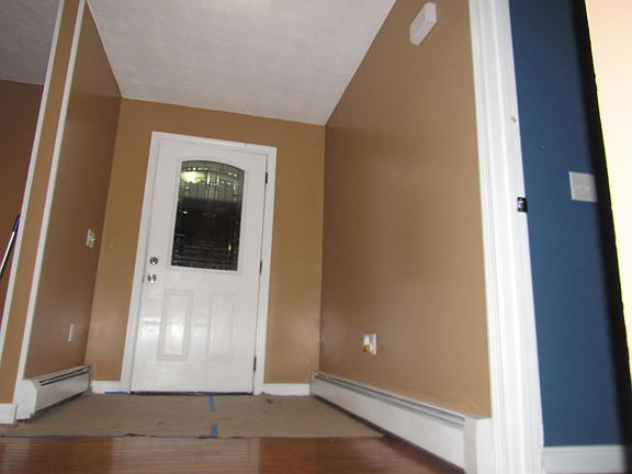2nd image of 1149 Hartford Ave