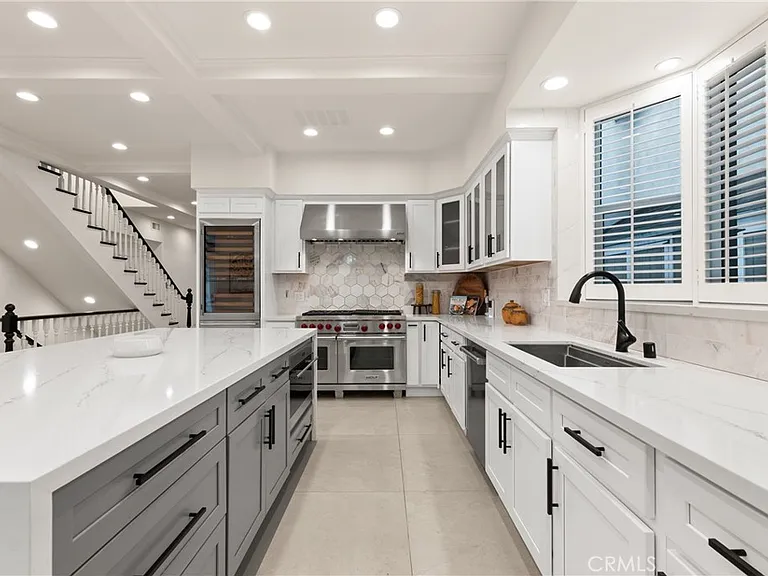 14713 Valleyheart Dr — Photo 15