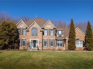 30952 Prestwick Xing, Westlake, OH 44145