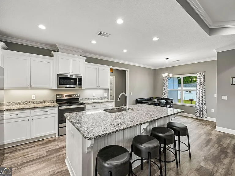 156 Verano St — Photo 19