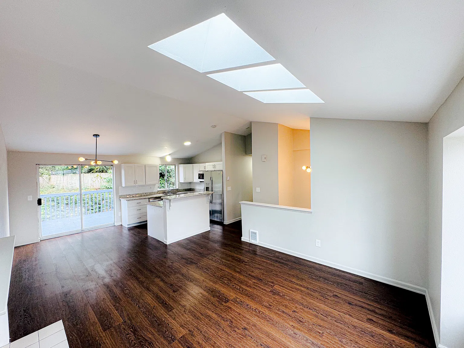 7027 Northeast 152nd Court — Photo 3