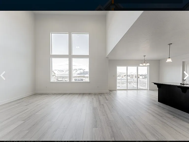 13735 S Devers Dr — Photo 1